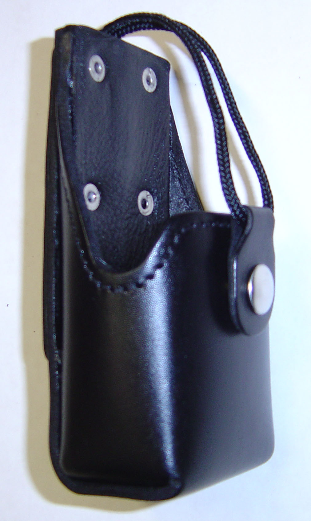 Radio pouch Leather Leatherform NZ Ltd